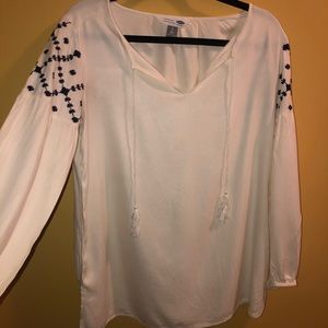 White Tasseled Embroidered Sleeve Blouse